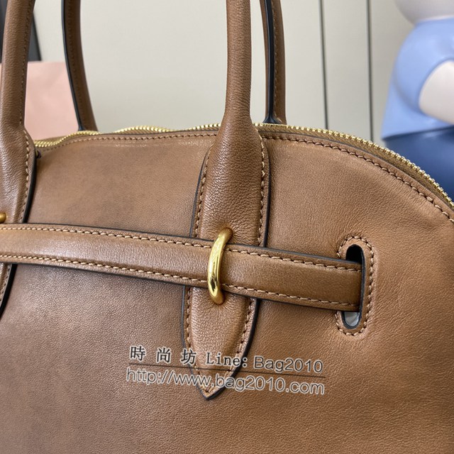 miumiu專櫃繆繆最新款爆款保齡球包原廠皮革手提包 jh2343型號：5bb168